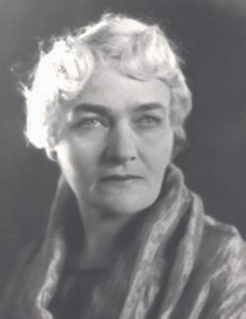 Jane Wolfe Soror Estai